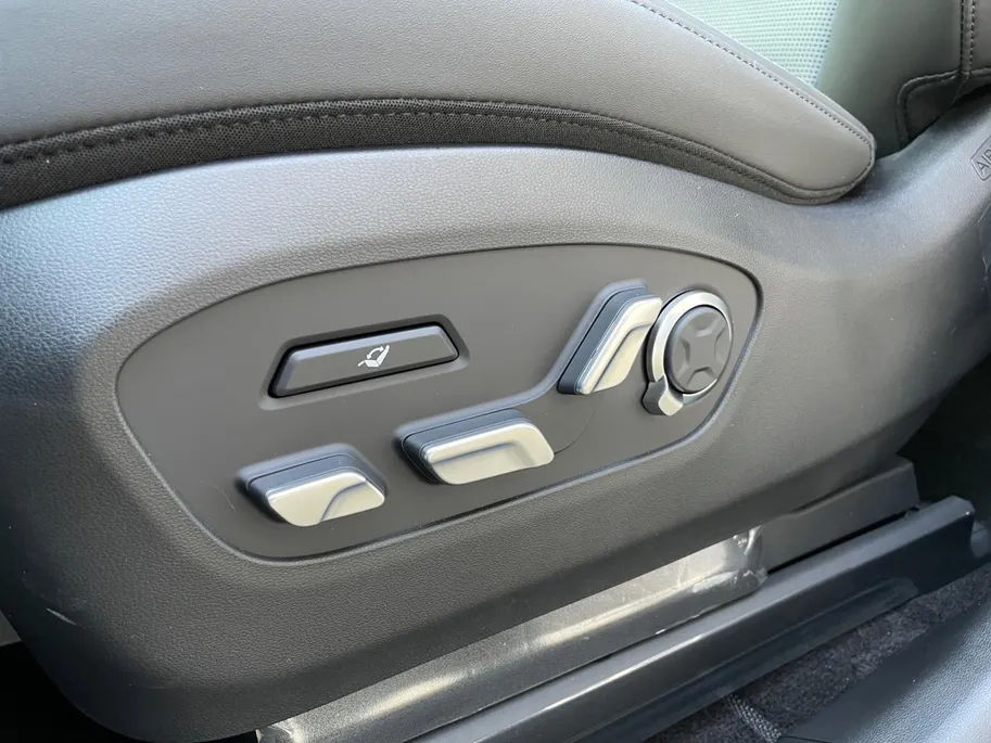 Hyundai IONIQ 9 Lounge AWD 7p. 110.3 kWh | Nieuw | Zeer compleet | Uit voorraad leverbaar | 600 km range | Matte lak | Hyundai Rotterdam - Noord |