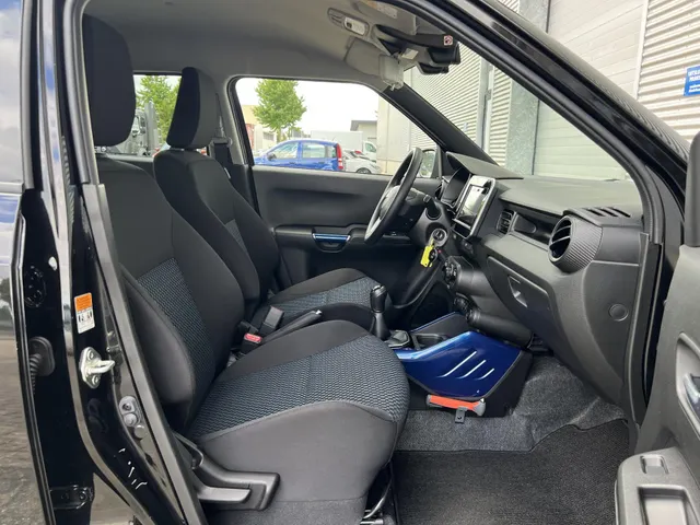 Suzuki Ignis 1.2 Smart Hybrid Select | Apple Carplay & Android Auto | Airco | Lichtmetalen Velgen | Verwarmde Voorstoelen | BTW Auto!!