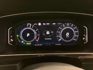 Volkswagen Tiguan 1.4TSIeHybrid 180kW/245PK R-Line DSG · Panoramadak · Trekhaak · 360°Camera + Parkeersensoren · Keyless entry