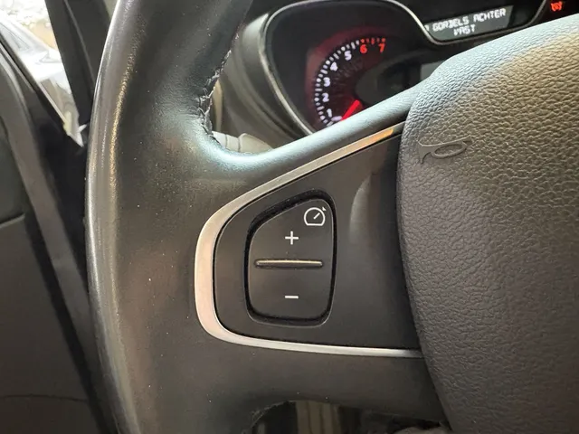Renault Captur 0.9 TCe Intens | Navigatie | Cruise | Climate Control | Camera | dodehoek sensor