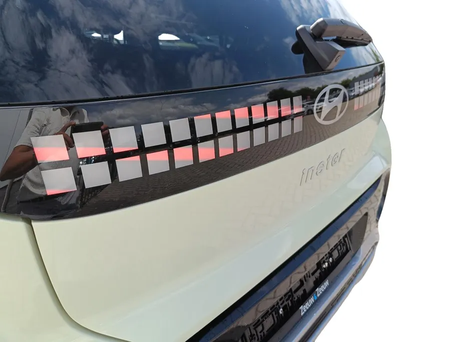 Hyundai Inster Evolve 49 kWh | MEGA ACTIE 2500,- KORTING | DIVERSE KLEUREN LEVERBAAR | OP=OP |