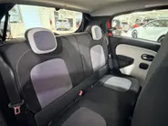 Renault Twingo 70PK SCe Collection | Elektrisch Vouwdak | 1e Eigenaar | Bluetooth Audio & Telefoon | Snelheidsbegrenzer | Leder Stuurwiel | LED Dagrijverlichting | USB | Centrale Deurvergrendeling | Elektrische Ramen & Spiegels |