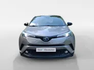 Toyota C-HR 1.8 Hybrid Dynamic Airco automatisch| Autonomous Emergency Braking | Cruise control adaptief | Lichtmetalen velgen 18' | Navigatiesysteem full map | Voorstoelen verwarmd