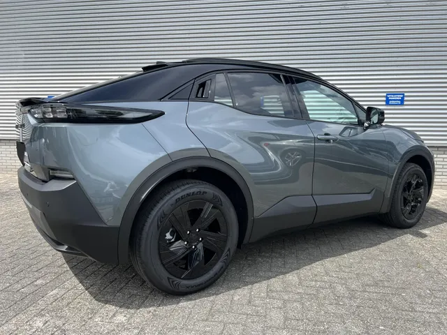 Subaru Uncharted 2E-xcite+ 77 kWh Automaat | Nieuw Leverbaar | Two-Tone Metallic Lak | Elek. Binnenspiegel | Lederen Bekleding