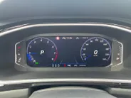 Volkswagen T-Roc 1.5 TSI R-Line Edition | Panoramadak | Parkeercamera | Adaptieve Cruise Control