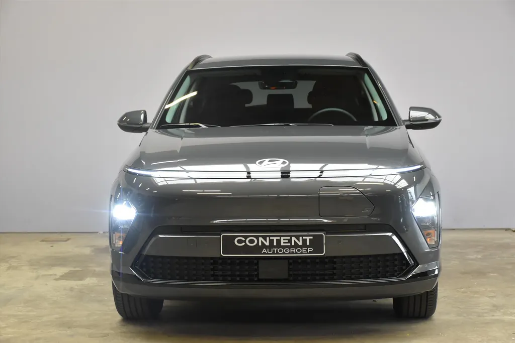 Hyundai Kona 64,8 kWh Pure Edition I Nieuwe auto! I Voorraad actie!