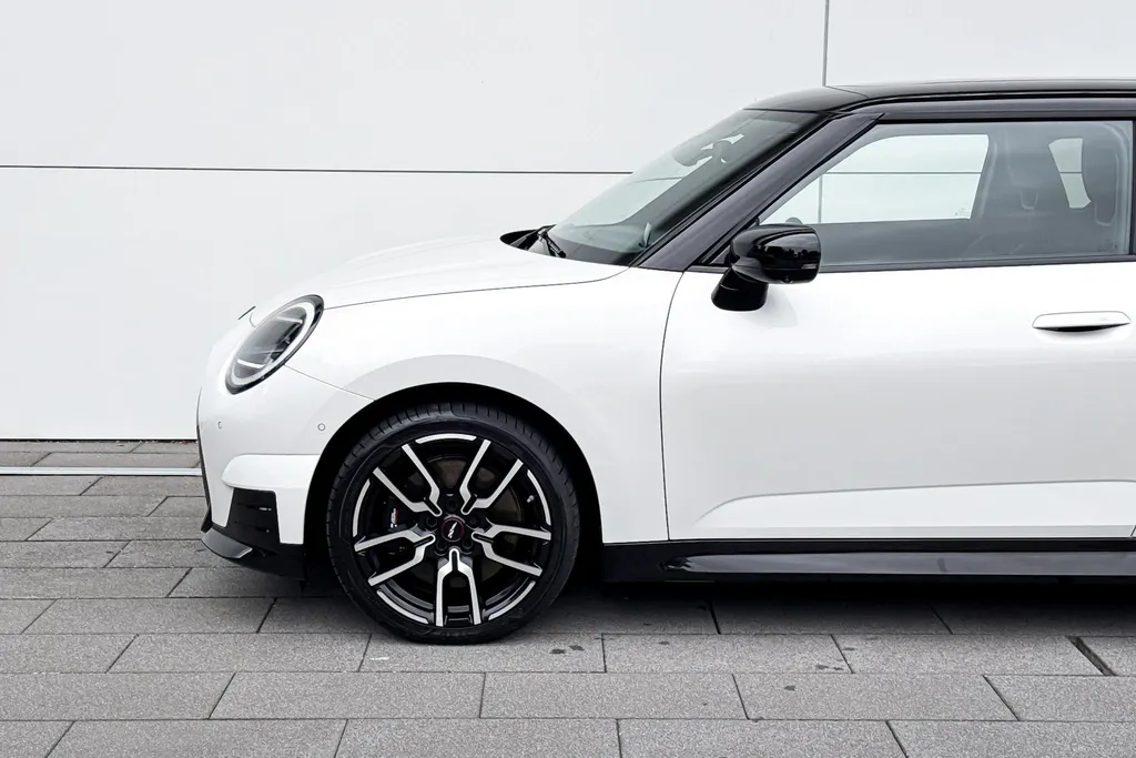 MINI Cooper 3-deurs Electric Cooper SE John Cooper Works XL 54.2 kWh