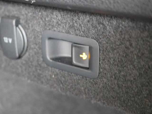 Volkswagen Passat Variant 1.5 TSI DSG Comfortline Navigatie | Camera | Trekhaak | Stoelverwarming