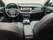 Kia e-Niro DynamicPlusLine 64 kWh | Airco | Navi | Camera | Privacy Glass | Trekhaak | Stoelverwarming | Stuurverwarming