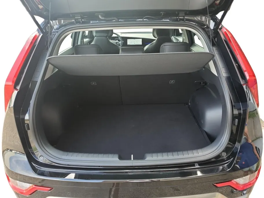 Kia Niro 1.6 GDi Hybrid DynamicLine | Trekhaak | Navigatie | Camera | Adaptieve cruise control | Apple Carplay / Android Auto | Verbruik 1 op 20!