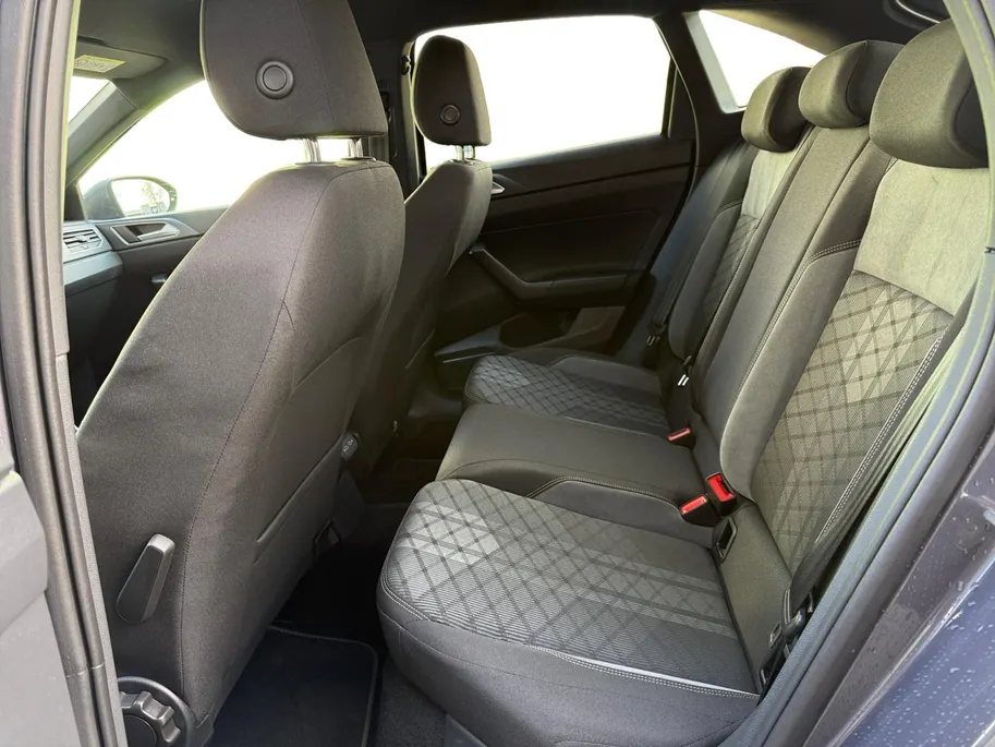 Volkswagen Taigo R-Line | Camera | Keyless | Apple Carplay / Android Auto |