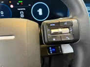 Hyundai Santa Fe 1.6 T-GDI PHEV Comfort Smart 4WD 7 persoons | Zeer nette auto | Afneembare trekhaak | Stoelverwarming | Apple CarPlay Android Auto | Adaptive cruise control | Hyundai Rotterdam - Noord |