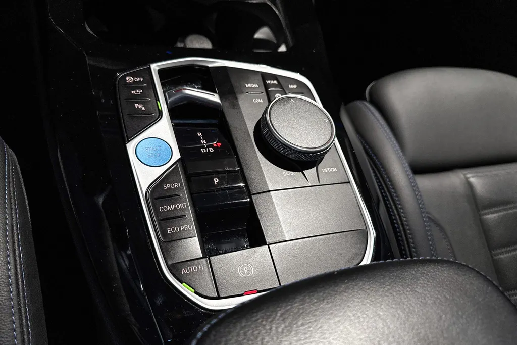 BMW iX3 High Executive 80 kWh