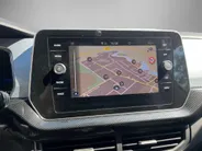 Volkswagen T-Cross 1.0 TSI 115pk DSG Life Edition · Apple/Android Car Play · Navigatie · Dodehoek Detectie · Trekhaak · 17'' Inch · Clima · Stoelverwarming ·