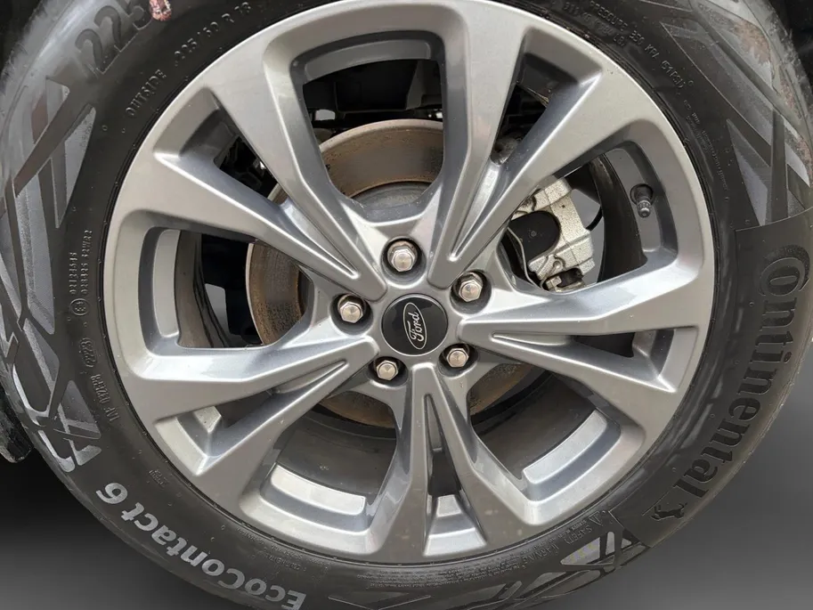 Ford Kuga 2.5 PHEV ST-Line 225PK | Adaptieve Cruise Control | Winter Pack | BLIS | Head Up Display | LED | El. Achterklep | Navigatie | Camera |