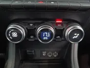 Renault Captur 1.0 TCe 90 techno *Navi+Camera*Climate*Parkeersensoren*LM.Velgen*RIJK UITGERUST!