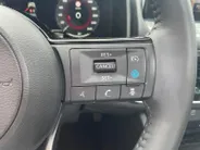 Nissan X-Trail Tekna | Navigatie | Schuif-/ Kanteldak | Stoelverwarming voor & achter | 360 camera | Apple Carplay/ Android Auto | Geheugenfunctie voorstoelen | Elektrische Kofferbak |