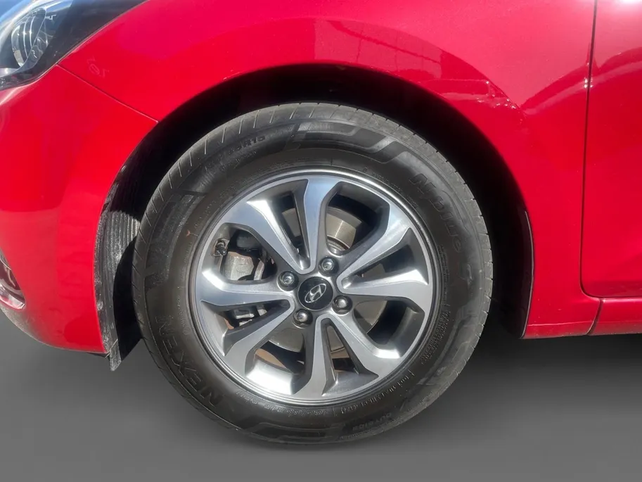 Hyundai i20 1.0 T-GDI Comfort | Automaat | Cruise Control | Climate Control | Camera | Navigatie | LM Velgen |