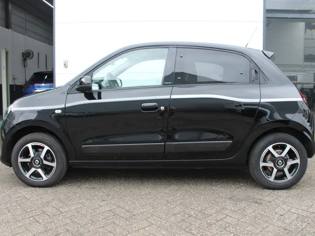 Renault Twingo 1.0 SCe Limited | Airco | LM Velgen | parkeersensoren achter | privacy glass achter |