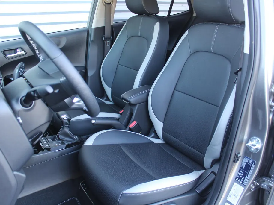 Kia Picanto 1.0 DPI GT-Line | Stuur-/stoelverwarming | Schuifdak | Camera | Dodehoek detectie | Telefoonlader | Clima | Navi | 16' LM | LED | Cruise |