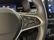 Renault Clio 90PK TCe GPF Evolution | DEMO | Navi | Camera | Apple CarPlay/Android Auto | Parkeersensoren | Airco | Licht & Regen Sensor | Cruise Control | Full LED | Digital Cockpit |