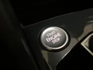 Volkswagen Tiguan 1.4TSIeHybrid 180kW/245PK DSG R-Line · Panoramadak · Trekhaak · 360°Camera + Parkeersensoren · 20'' · Apple/Android Car Play ·