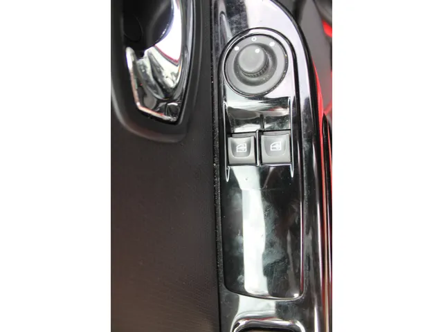 Renault Clio Estate 0.9 TCe Expression | airconditioning | navigatie | lichtmetalen velgen | trekhaak