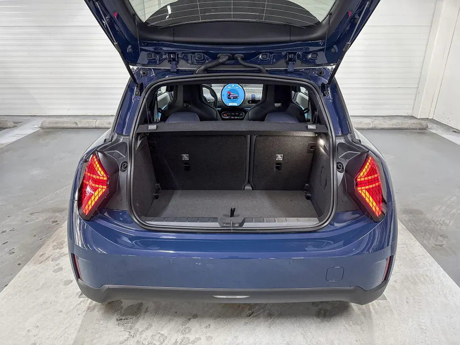 MINI Cooper 3-deurs Electric Cooper SE Favoured M 54.2 kWh