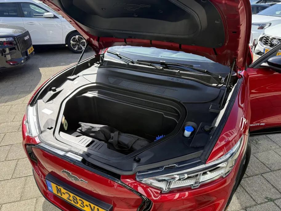 Ford Mustang Mach-E AWD 75 kWh