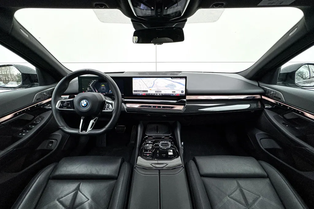 BMW 5 Serie Sedan 550e xDrive