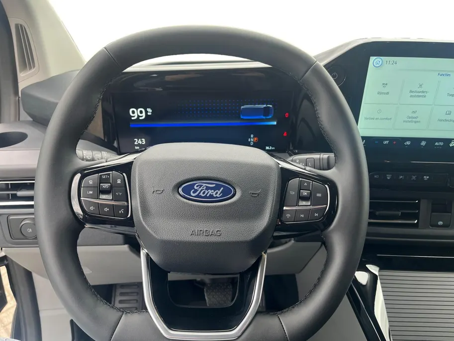 Ford Tourneo Custom E-Tourneo 340 L2H1 Titanium X 8 persoons | TE BESTELLEN AUTO | Lederen interieur | Navigatie | Parkeersensoren voor en achter | 19' LM velgen| Automatische airco 3-zones