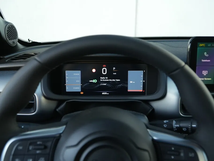 Jeep Avenger 1.2 e-Hybrid Black Edition | Winter | Navi | Carplay