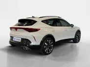 CUPRA Formentor 1.5 TSI e-Hybrid Business | Panoramadak | Stuur verwarming etc! | Trekhaak | Super compleet en helemaal nieuw!