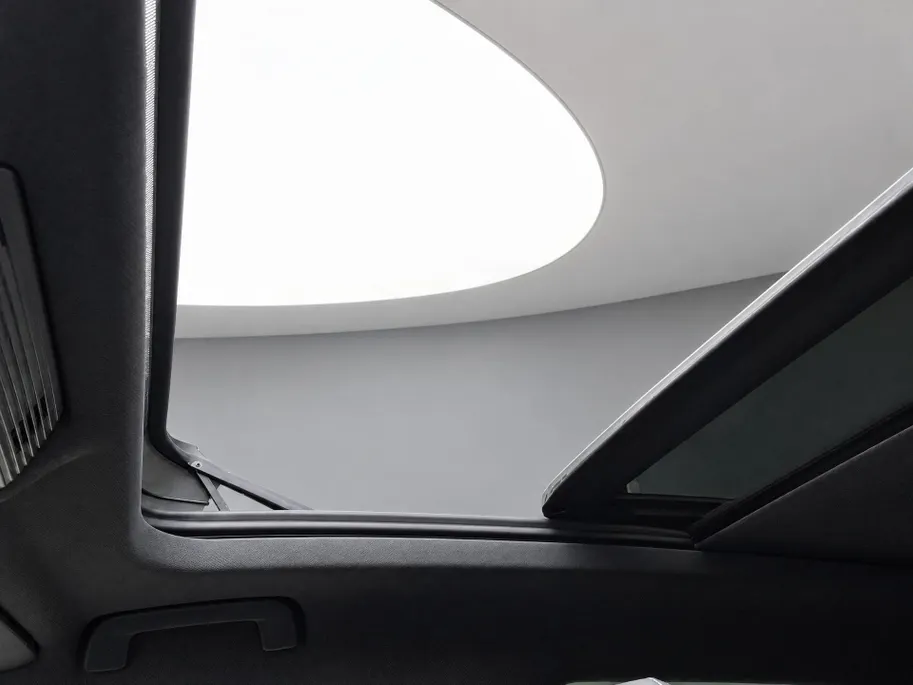 Škoda Kodiaq 1.5 TSI 204pk DSG PHEV Sportline Business · Panoramadak · Camera · Wegklapbare Trekhaak · Elek. Achterklep · Elek. Voorstoel · 19'' Inch · Garantie t/m 06-07-2030 of 100.000km