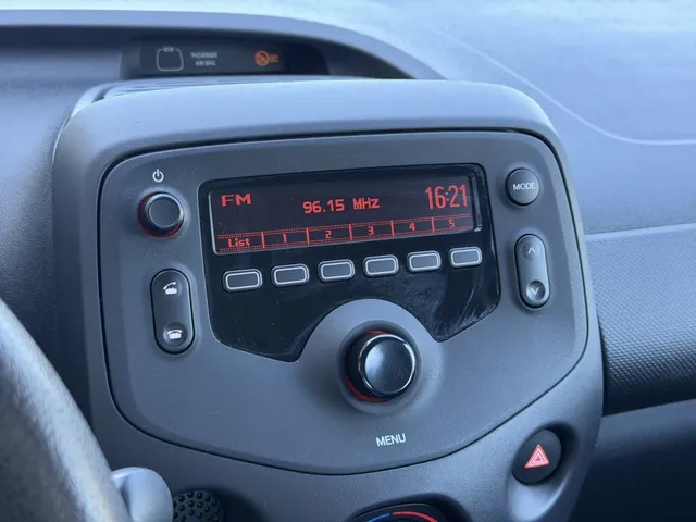 Toyota Aygo 1.0 VVT-i x-fun