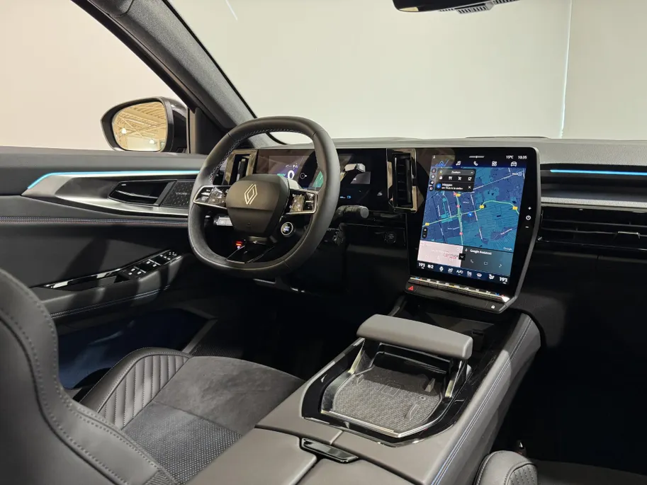 Renault Rafale 200PK E-Tech Full Hybrid Esprit Alpine Automaat | DEMO - Directie auto | Harman Kardon Audio | Head Up Display | Panoramadak | 4 Control | Matrix LED Koplampen | Camera | Climate Control | Apple CarPlay/Android Auto |