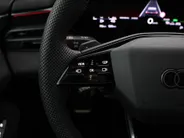 Audi A5 Avant 2.0 367pk S-tronic e-hybrid quattro S edition · 360 Camera · Wegklapbare Trekhaak · Bang & Olufsen Audio · Bijrijder Display · Zwart Optiek · 19'' Inch · Garantie t/m 26-07-2030 of 100.000