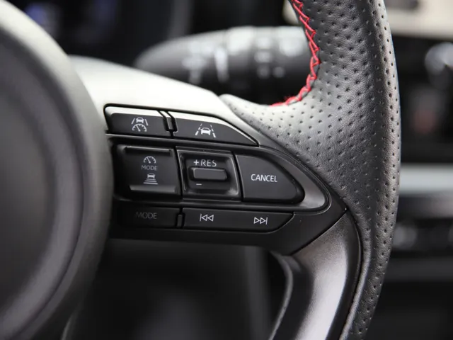 Toyota Yaris Cross 1.5 Hybrid 130 GR SPORT | HEAD-UP | JBL-AUDIO | 18'' LM-VELGEN |PARK-SENSOREN | BLIND SPOT