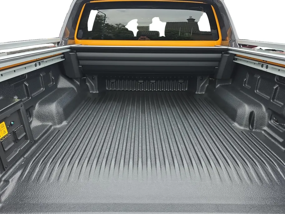 Ford Ranger Wildtrak 2.3 PHEV 279pk | 5 Zits | 1e Eigenaar  | Elektrische rollertop | Trekhaak | Achteruitrijcamera |  3500Kg Trekgewicht | Fabrieksgarantie! |