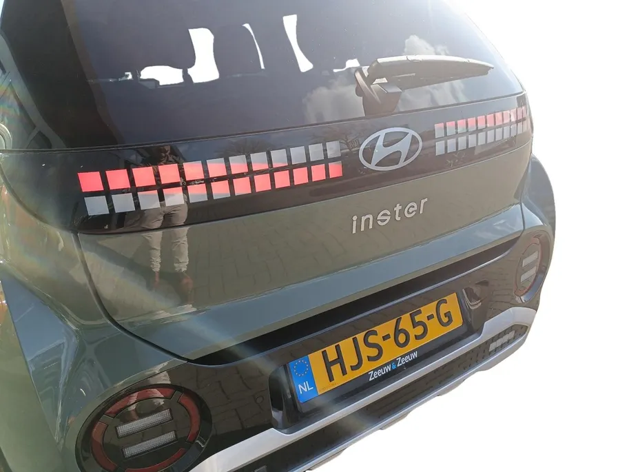 Hyundai Inster Evolve 49 kWh €2000,- KORTING | DIVERSE KLEUREN LEVERBAAR | OP=OP |