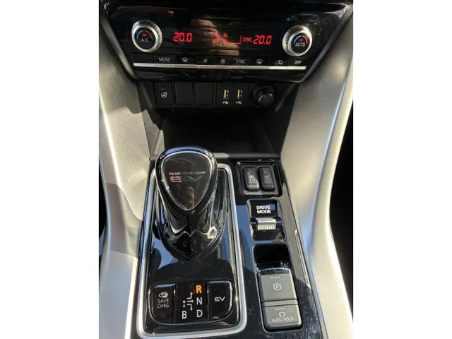 Mitsubishi Eclipse Cross 2.4i PHEV Executive | AdaptiveCruise | Standkachel | Navigatie VERKOCHT