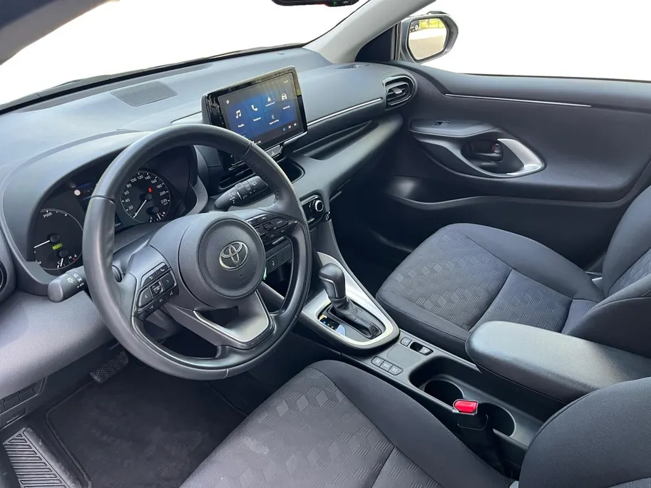 Toyota Yaris 1.5 Hybrid 115 Active | Apple Carplay | Android Auto | Parkeercamera | Parkeersensoren | Stoelverwarming