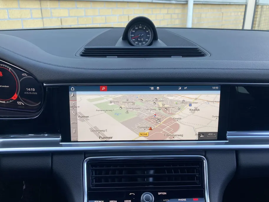 Porsche Panamera Sport Turismo 4 - 3.0 331 pk Sport Chrono - Panoramadak - Stoelverwarming  - Luchtvering - 21 inch lichtmetalen velgen