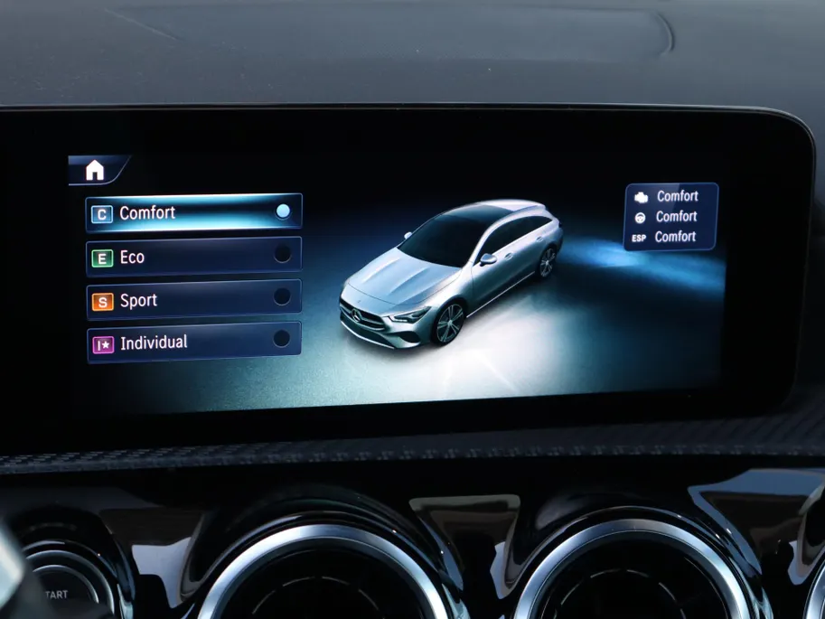 Mercedes-Benz CLA Shooting Brake 180 Business Solution Luxury l Keyless l Achteruitrij camera l Stoelverwarming