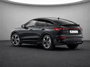 Audi Q4 Sportback Q4 Sportback S edition performance 286 PK · Trekhaak elek. wegklapbaar · Exterieurpakket zwart · Lendensteunen
