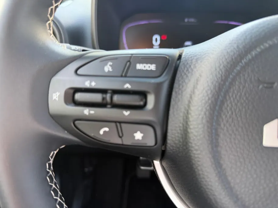 Kia Picanto 1.0 GDi DynamicPlusLine Zwarte logo's | Applearplay | Achteruitrijcamera | Zwart lichtmetaal | Airco |