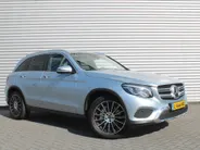 Mercedes-Benz GLC 250 4MATIC Premium Plus | Elek. stoelverstelling + achterklep | Stoelverwarming | Navi | Camera | Leer | Dodehoek detectie | 19' LM |