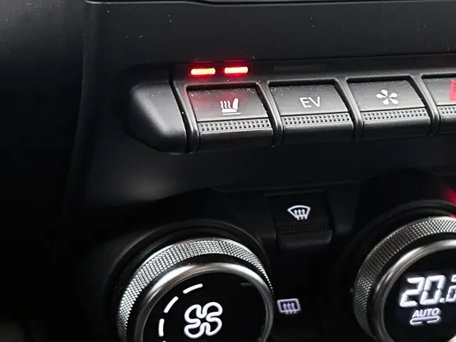 Renault Captur E-Tech full hybrid 145PK Techno | CAMERA | NAVI GROOT | STOELVERWARMING | KEYLESS