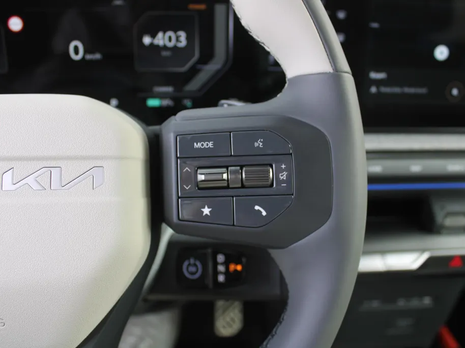 Kia EV2 GT-Line 61 kWh | Stuur-/stoelverwarming + ventilatie | 360 Camera | Schuifdak | Geheugenstoel | 19' LM | Dodehoek detectie | Telefoonlader |
