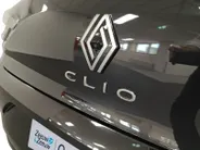 Renault Clio 1.6 E-Tech Full Hybrid 145 techno AUTOMAAT NAVI AIRCO CAMERA CRUISE CONTROLE APPLE CARPLAY ANDROID AUTO ZEER MOOIE AUTO DEALER ONDERHOUDEN